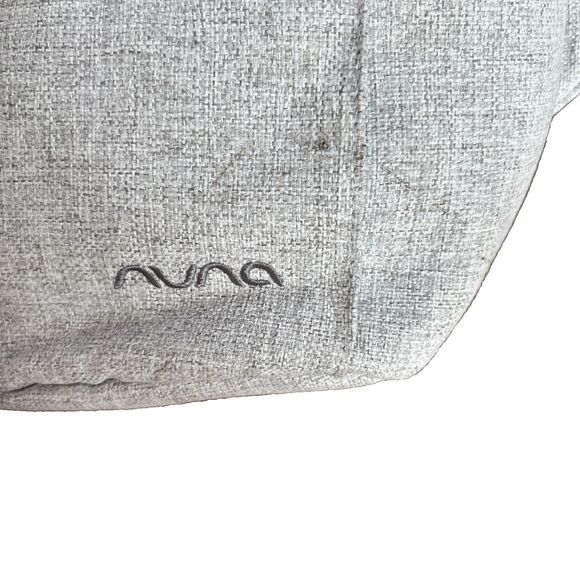 Nuna Stroller Sling Shoulder Bag  8 Compartments Color Curated Gray NEW - Picture 11 of 11